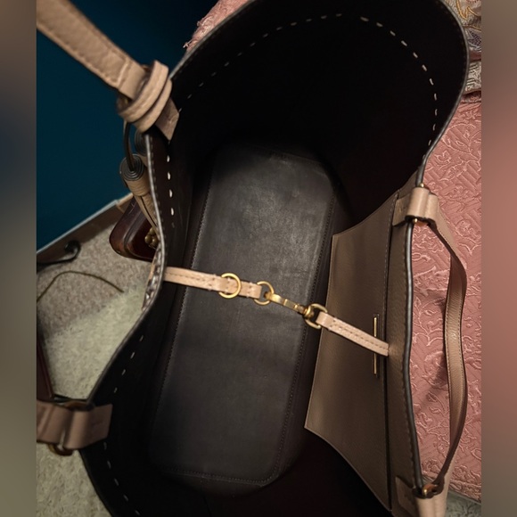 Tory Burch Tan Tote Bag - Picture 4 of 12